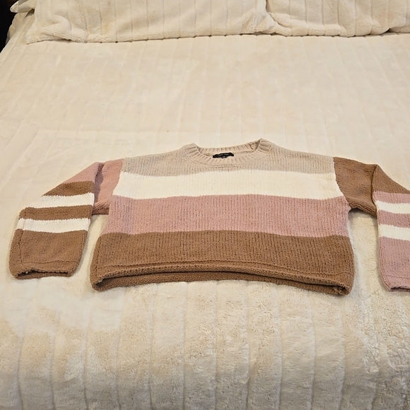Colorblock Croppef Sweater - Small - Picture 1 of 4